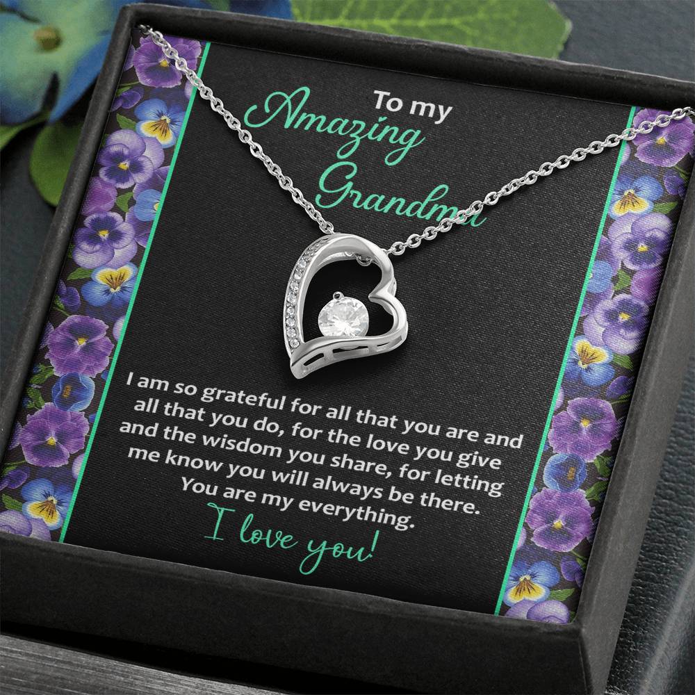 Amazing Grandma Necklace